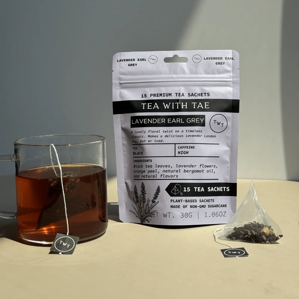 Tea with Tae Lavender Earl Grey pose sort te 15 breve