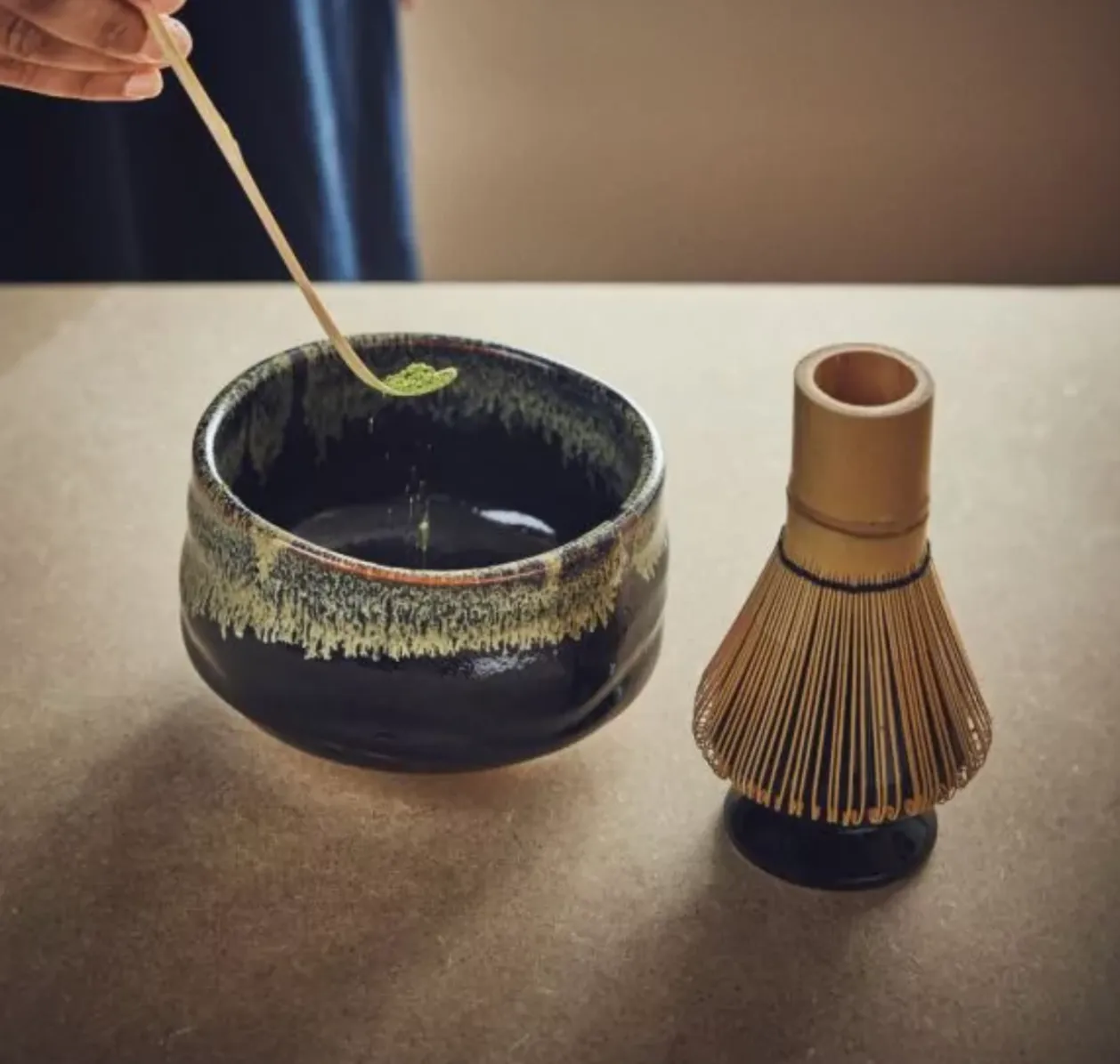 Palais des Thés Matcha piskeris chasen bambus