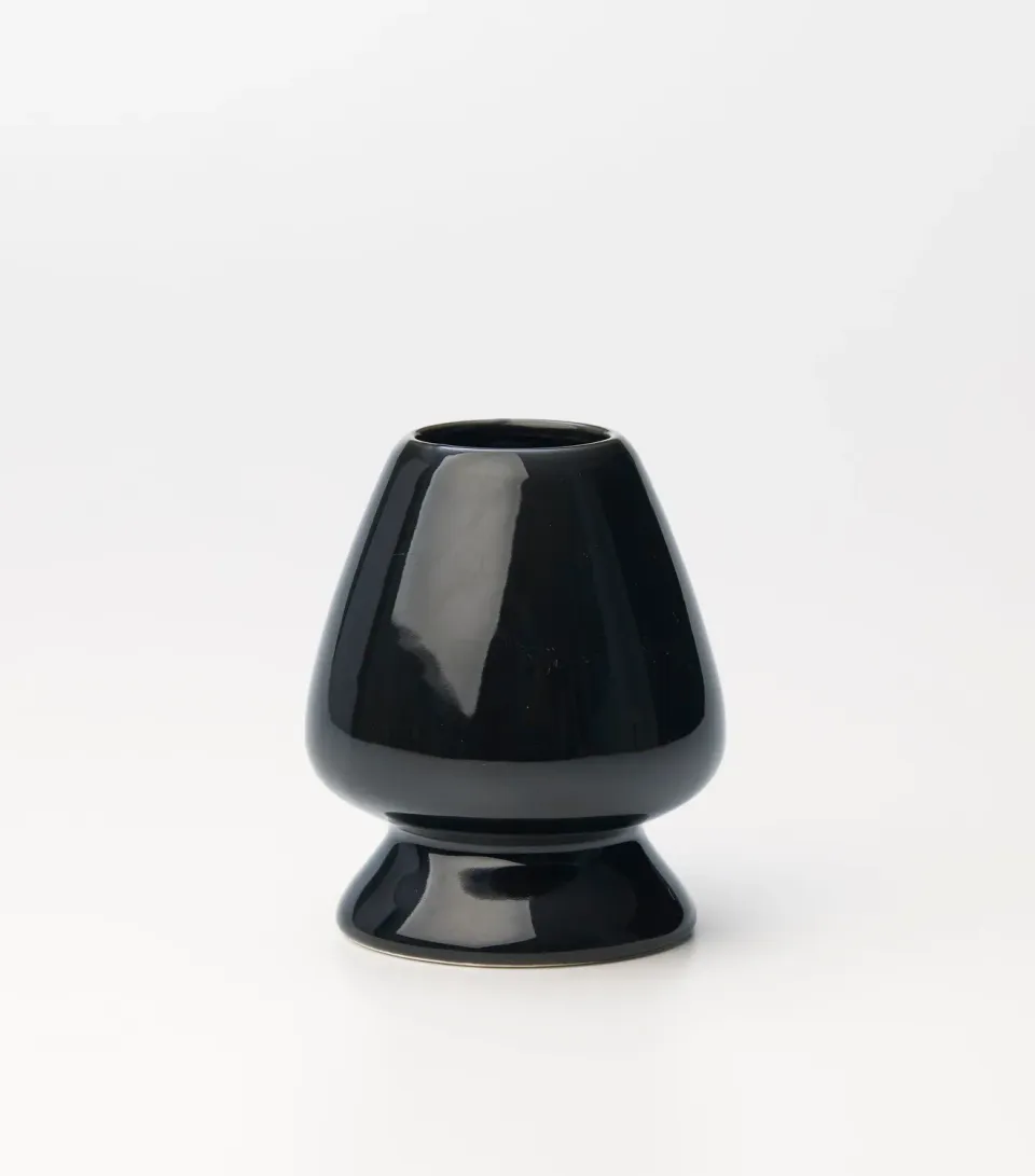 Tyst Te Ceramic Chasen Stand holder til matchapiskeris sort